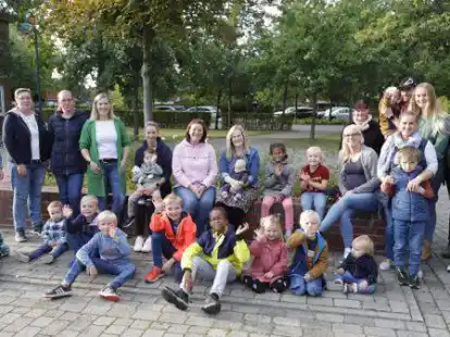 Die Vorbereitungen laufen: Die Altenoyther Eltern-Kind-Gruppe startet wieder mit dem beliebten Kindersachenflohmarkt.