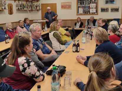 Windkraft am Freepsumer Meer? Mit dieser Vorstellung war im B&uuml;rgergespr&auml;ch in Freepsum kein Blumentopf zu gewinnen. Auch generell war die Akzeptanz zus&auml;tzlicher Windkraftanlagen &uuml;berschaubar, stellte B&uuml;rgermeisterin Hilke Looden bei einer kleinen Umfrage fest.