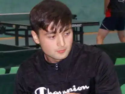 Yusuf Cicek gl&auml;nzte beim Ramsloher Sieg gegen Cloppenburg II mit zwei Einzelsiegen im oberen Paarkreuz.