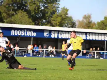 Oft alleingelassen: Suurhusens Torwart Lukas Christians tat sein Bestes, musste aber dennoch f&uuml;nfmal hinter sich greifen.