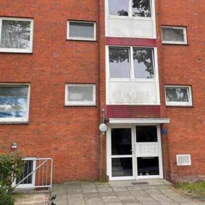 In diesem Mehrparteienhaus in der Popenser Stra&szlig;e wurde eine 20-J&auml;hrige get&ouml;tet.