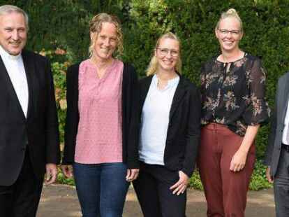 Offizialat In Vechta: Sonja Hillebrand, Stefanie Röhll Und Franziska ...