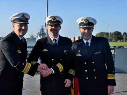 Wilhelmshaven Die Fregatte „SchleswigHolstein“ erhielt neuen Kommandanten