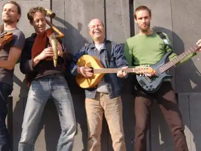 Die Band Hotel Palindrone tritt in der Seefelder M&uuml;hle auf.