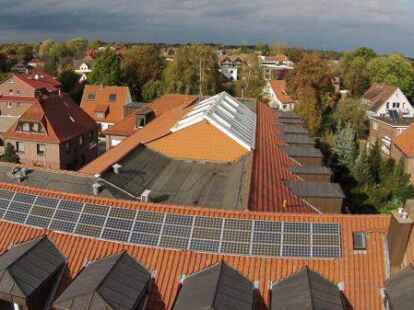 Blick &uuml;ber Ganderkesee, im Vordergrund das Dach des Rathauses: F&uuml;r die Gemeinde soll das &bdquo;Integrierte Gemeindeentwicklungskonzept&ldquo; einmal Ma&szlig;stab des Handelns werden.