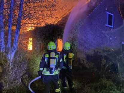 Die Brandverursacher eines Feuers in einem Einfamilienhaus in Stedesdorf sind gefunden.