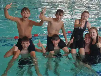 Gute Stimmung im WSV-Lager (oben, v.l.): Max Stecklein, Dominik Salwasser, Lucy Weber, Kimberly B&uuml;ter; unten: Leonas Herner, Jan Stecklein, Stephanie Th&ouml;lken