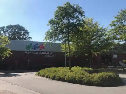 Zu wenig Platz: Die Mehrzweckhalle Feldbreite in Rastede reicht nicht mehr aus, um Sportunterricht in vorgeschriebener Form abzuhalten.