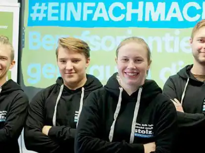 Die &bdquo;Influencer&ldquo; (von links): Fynn K&uuml;hmichel, Tino Lehmkuhl, Hannah Sieger und Rene Breitwieser