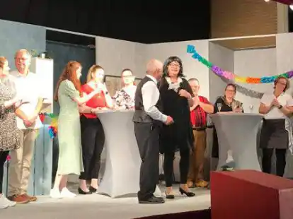 Das Finale: die Akteure der Sp&ouml;&ouml;ldeel Larrelt.