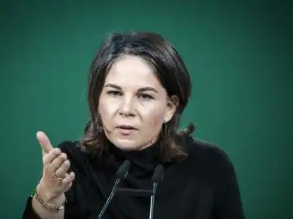 Pazifisten trotz Waffenlieferungen? Ein EZ-Leser kritisiert die Politik von Au&szlig;enministerin Annalena Baerbock und ihrer Partei.