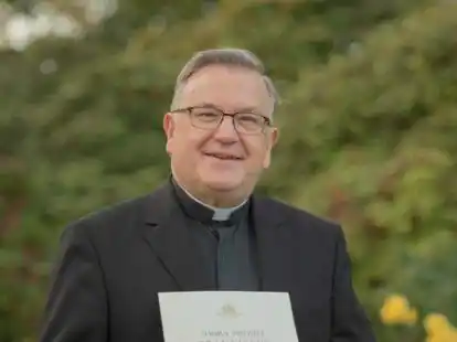 Neuer P&auml;pstlicher Ehrenkaplan: Propst Michael Matschke aus Vechta