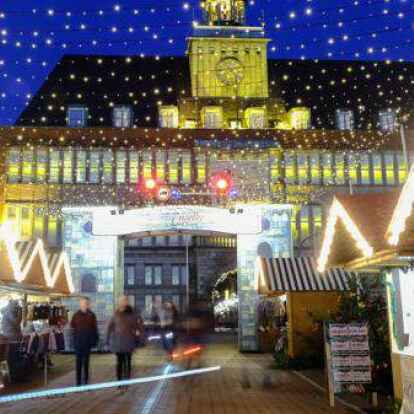 W&auml;hrend des Emder Verkehrsversuchs nicht realisierbar: die Sperrung des Rathausplatzes zum Engelkemarkt.