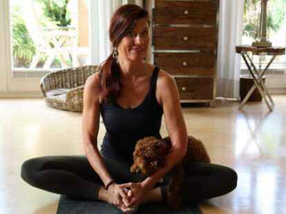 Leitet den Yoga-Kurs: Nicole Witte.