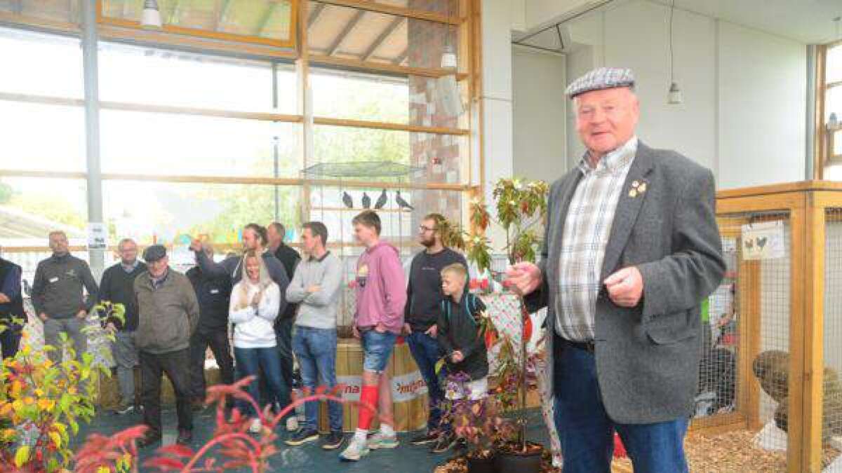 Berne Stedinger Rassegeflügelzüchter mit der 70. Geflügelschau
