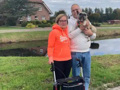 Ann-Katrin Kruse ist 31 Jahre alt und an dem Post-Vac-Syndrom erkrankt. Ihr Lebensgef&auml;hrte Jan R&ouml;pkes und ihre H&uuml;ndin Bella unterst&uuml;tzen sie so gut es geht. Doch es fehlt vielen &Auml;rzten an gen&uuml;gend Informationen. Studien sollen das jetzt &auml;ndern.