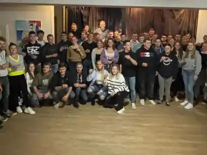 An der Gr&uuml;ndungsveranstaltung der Landjugend Wesermarsch Mitte nahmen 53 Personen teil.