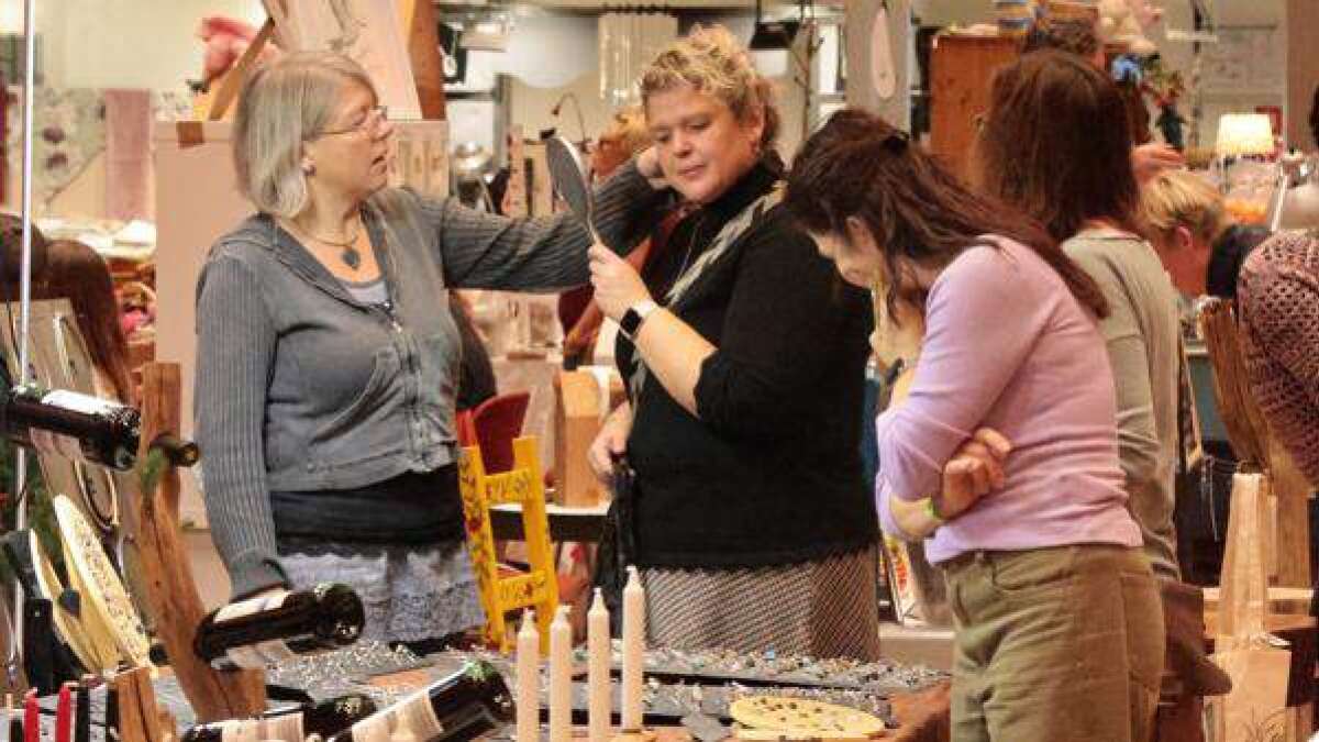 Besucherandrang beim Oldenburger „Markt für Handgemachtes und Design“