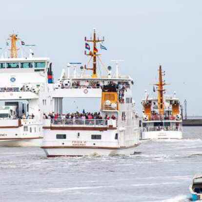 Volle F&auml;hren der Reederei Norden-Frisia: Das Unternehmen soll im kommenden Jahr Konkurrenz durch den neuen Anbieter &bdquo;Meine F&auml;hre&ldquo; bekommen, die eine Regelverbindung nach Norderney planen.