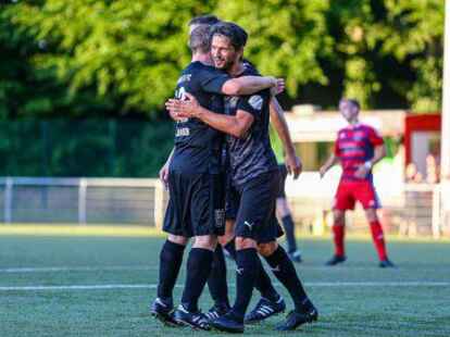 Ihre Sieges- und Jubelserie fortsetzen wollen die Spieler des Heidm&uuml;hler FC.