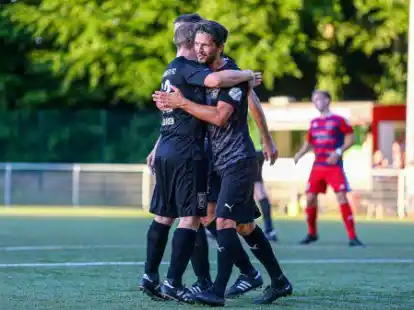 Ihre Sieges- und Jubelserie fortsetzen wollen die Spieler des Heidm&uuml;hler FC.