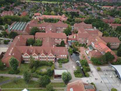 Die Hochschule Emden/Leer: Ein Flugblattaktion gegen einen Professor schl&auml;gt hohe Wellen.