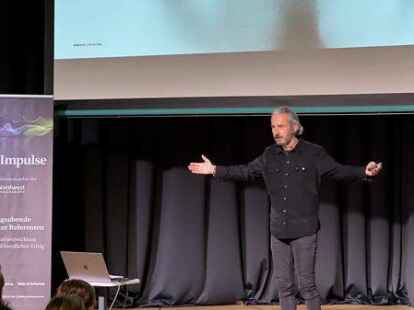 Markus Gull referierte bei den NWZ-Impulsen im PFL Oldenburg.