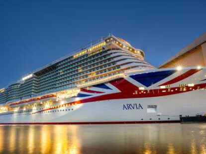 Die Arvia wird von Papenburg nach Eemshaven &uuml;berf&uuml;hrt.