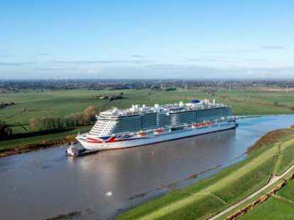 Am Wochenende &uuml;berf&uuml;hrt worden: das neueste Kreuzfahrtschiff &bdquo;Arvia&ldquo;. F&uuml;r die beiden Folgeschiffe hat die Meyer Werft die Liefertermine ebenfalls fest im Blick.