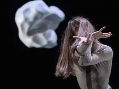 Szenenbild aus &bdquo;Interaction / Recycling I&ldquo;