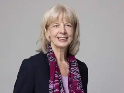 Soll Staatssekret&auml;rin im Kultusministerium werden: Andrea Hoops (61), die schon von 2013 bis 2017 Staatssekret&auml;rin war. Zweiter Staatssekret&auml;r in dem Ressort von Kultusministerin Julia Willie Hamburg wird der Jurist Marco Hartrich (51)