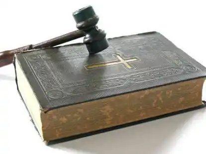 Das Gerichtsdrama &bdquo;Zeugin der Anklage&ldquo; in einer neuen Verfassung feiert Samstag Premiere im Provisorium 29.