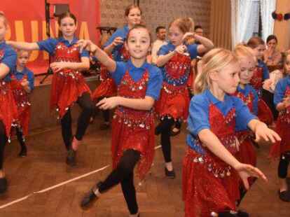 Nach langer Pause war die seit Jahrzehnten praktizierte &bdquo;Batu Bunta&ldquo;-Traditionsveranstaltung endlich wieder ein guter Grund, Vereinsmitglieder und Freunde aus allen Moorriemer Ortsteilen zum fr&ouml;hlichen Treiben einzuladen.