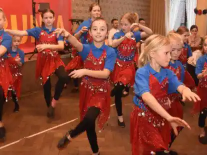 Nach langer Pause war die seit Jahrzehnten praktizierte &bdquo;Batu Bunta&ldquo;-Traditionsveranstaltung endlich wieder ein guter Grund, Vereinsmitglieder und Freunde aus allen Moorriemer Ortsteilen zum fr&ouml;hlichen Treiben einzuladen.