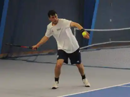 Konzentriert und erfolgreich: Das M&auml;nner-30-Team des TK Nordenham hat sich Luft im Abstiegskampf verschafft.