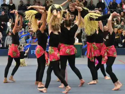 Begeisterten das Publikum: die Huntloser Turnkids bei der Kreisturnschau in Hundsm&uuml;hlen