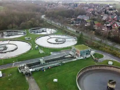 Hier kommt das gesamte Emder Abwasser an: das Kl&auml;rwerk in Larrelt.