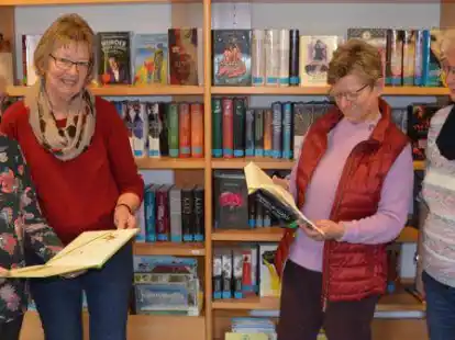 Das B&uuml;cherei-Team um (von links) Rita Milbrandt, &Auml;nne Cornelius, Karin Blumenberg und Ingrid S&uuml;&szlig;enbach ist ab sofort nicht mehr in Eckwarden t&auml;tig. In Stollhamm k&ouml;nnen aber weiterhin B&uuml;cher ausgeliehen werden.