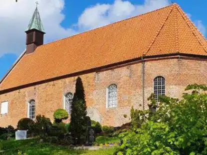 Nach Pilzschwamm-Entdeckung: Holler St.-Dionysius-Kirche muss f&uuml;r knapp einen Monat schlie&szlig;en.
