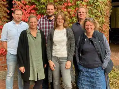 Das Kernteam des Projektes: (von links) Chris Wyllie (Oberschule Westerstede), Daniela Radspieler-Schr&ouml;der (Grundschule B&uuml;mmerstede), Dr. Paul Gudladt (Institut f&uuml;r Mathematik), Diana Hunscheidt (Institut f&uuml;r Mathematik), Prof. Dr. Ralph Schwarzkopf (Institut f&uuml;r Mathematik), Dr. Angela Schmitman gen. Pothmann (Oberschule Westerstede).