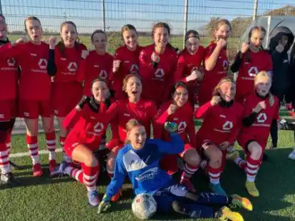 Bejubelten den Halbfinal-Einzug: die B-Juniorinnen der JSG FriEdA.