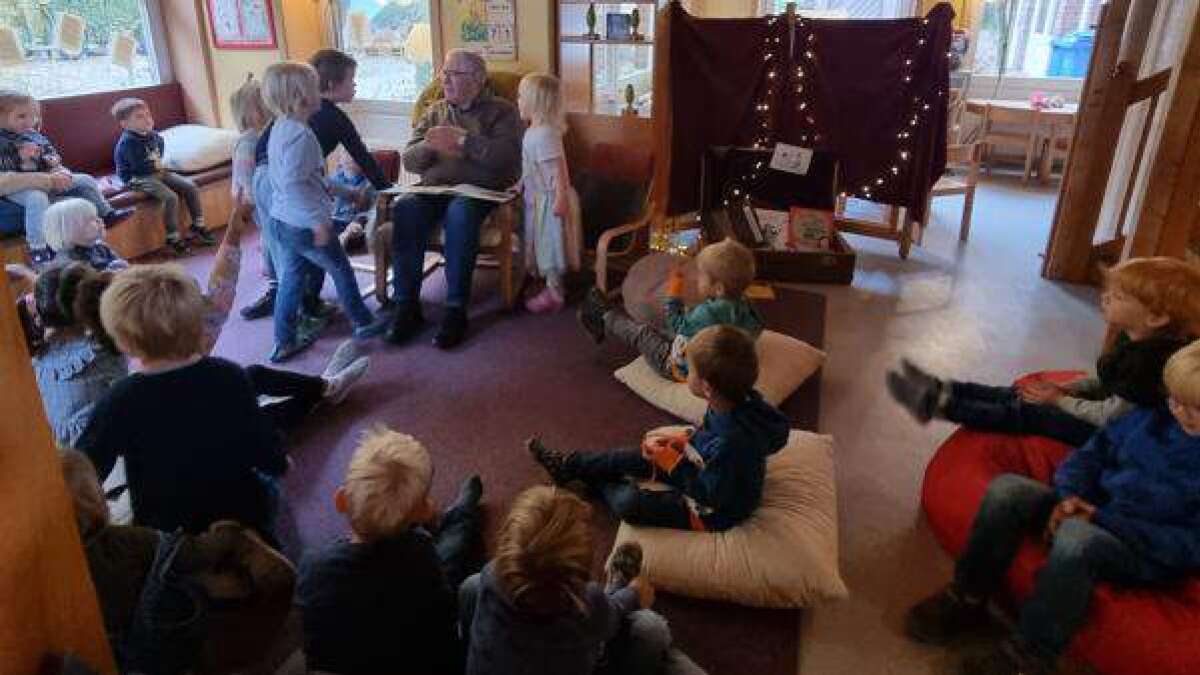 Sprachkita in Cloppenburg: Vorlesewoche in der Kita St. Vincenz