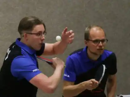 B&auml;renstark: Daniel Jungmann und Hauke Grabhorn vom Elsflether TB II