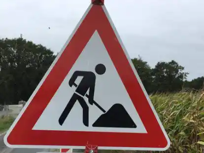 Autofahrer m&uuml;ssen sich ab diesen Mittwoch, 23. November, auf eine Baustelle an der Bundesstra&szlig;e 211 zwischen Gro&szlig;enmeer und Altendorf einstellen. Dort wird der Radweg erneuert.