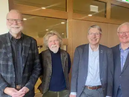 Zu Gast auf dem Studientag: Prof. Dr. Uwe Meiners (von links), Dr. Heinrich Dickerhoff, Prof. Dr. Michael Hirschfeld und Prof. Dr. Wilfried K&uuml;rschner