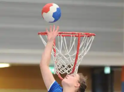 Die Ovelg&ouml;nner Korbballerinnen pr&auml;sentierten sich in Brake in starker Form. Sie &uuml;berwintern auf Platz zwei.