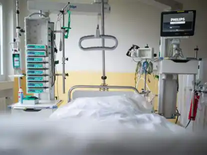 Betten bleiben leer: Hohe Krankenst&auml;nde und unbesetzte Stellen belasten die Krankenh&auml;user bundesweit. Auch in Friesland k&ouml;nnen viele Betten nicht genutzt werden.