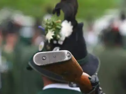 Die Sch&uuml;tzen kamen in D&uuml;nsen zum Abschlussschie&szlig;en zusammen. (Symbolbild)