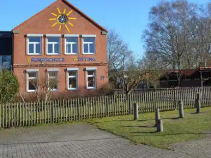 Das alte Schulgeb&auml;ude soll bald ausgedient haben: Der Neubau der Grundschule W&uuml;sting ist in der Planungsphase.