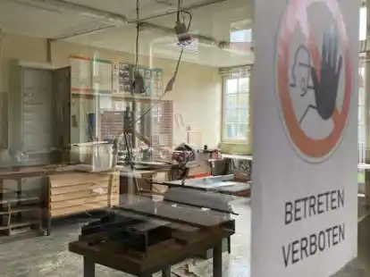 Gesperrt: Der Maschinenraum an der Oberschule darf nicht betreten werden, das alte Fachwerkgeb&auml;ude ist einsturzgef&auml;hrdet. Auch die anderen Werk- und Technikr&auml;ume sind seit 2019 nicht nutzbar.